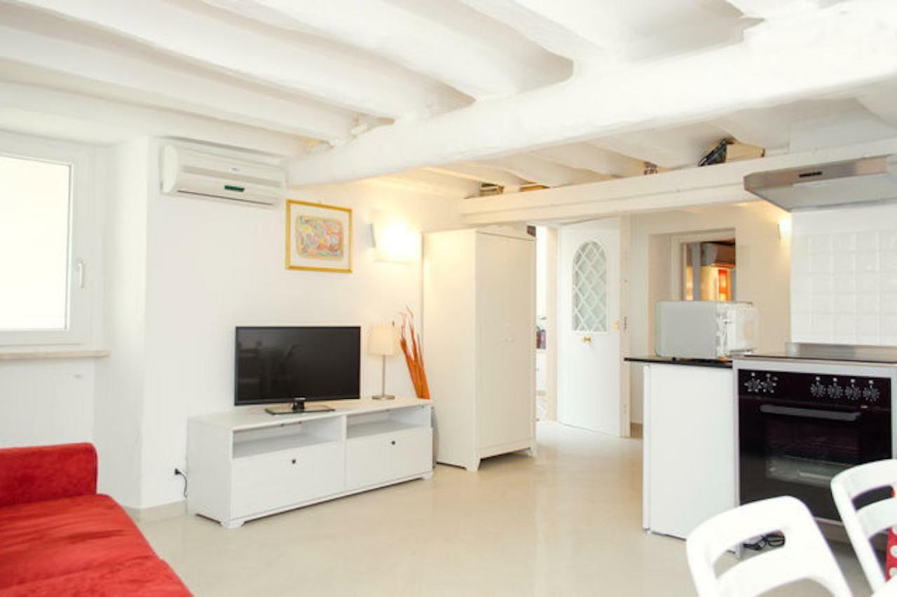 Appartamento Elsa โรม ภายนอก รูปภาพ